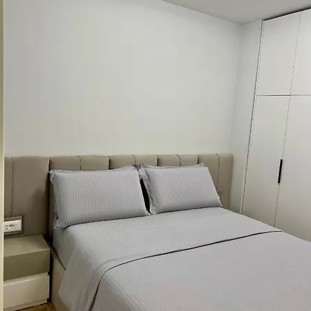 Center Of - Apartmán Tirana