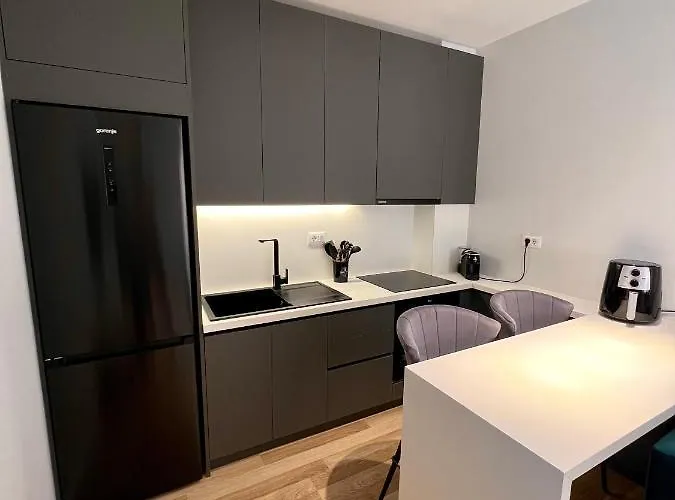 Center Of - Apartamento *